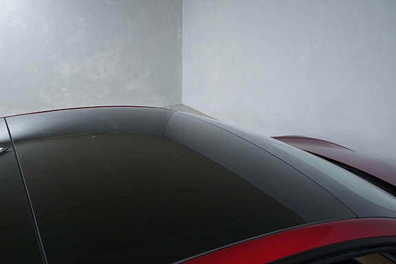 Tesla Model 3 8 of 21