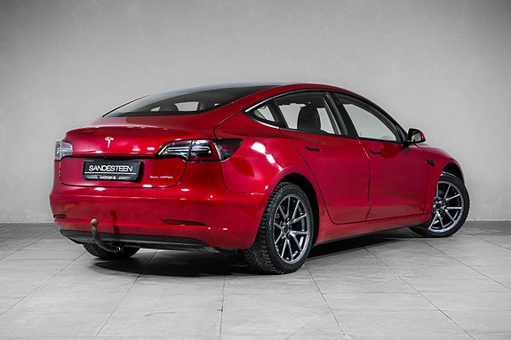 Tesla Model 3 4 of 21