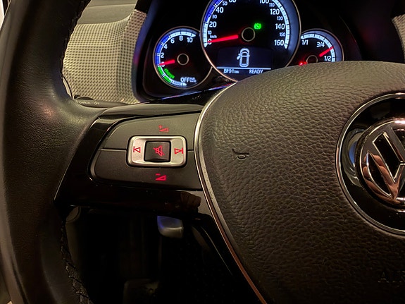 Volkswagen e-Up! 16 of 27