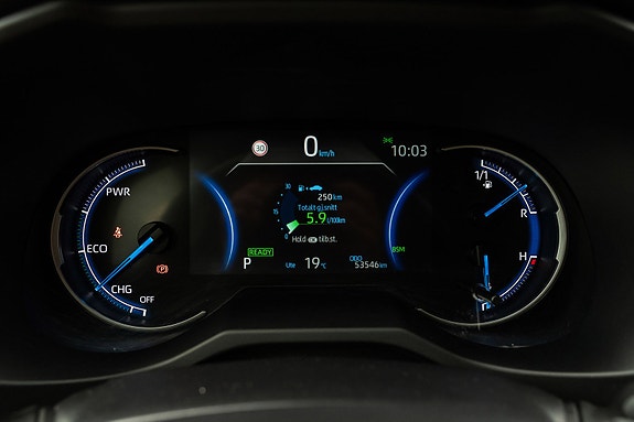 Toyota RAV4 17 of 26