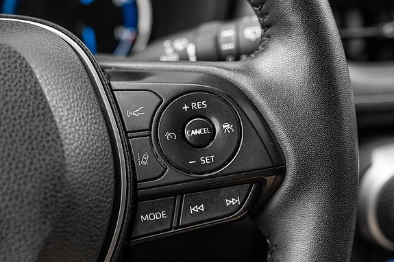 Toyota RAV4 16 of 26