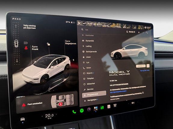 Tesla Model Y 19 of 30