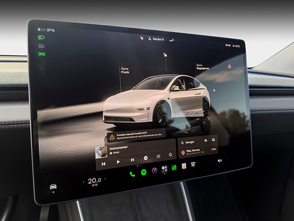 Tesla Model Y 17 of 30