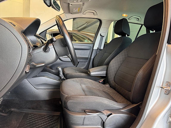 Skoda Fabia 9 of 26