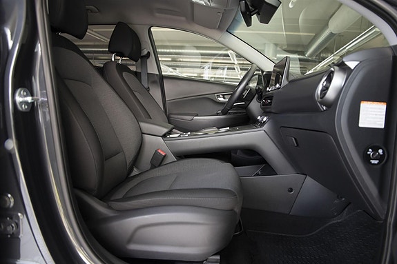 Hyundai Kona 26 of 28