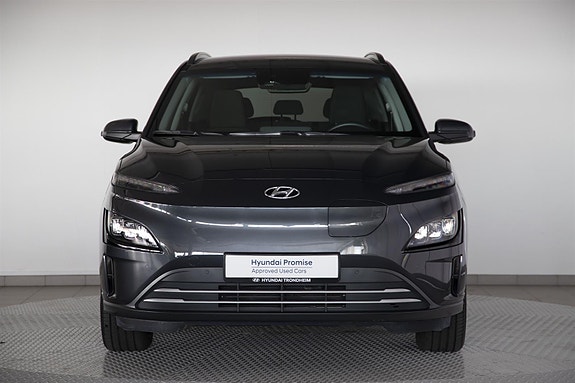 Hyundai Kona 2 of 28
