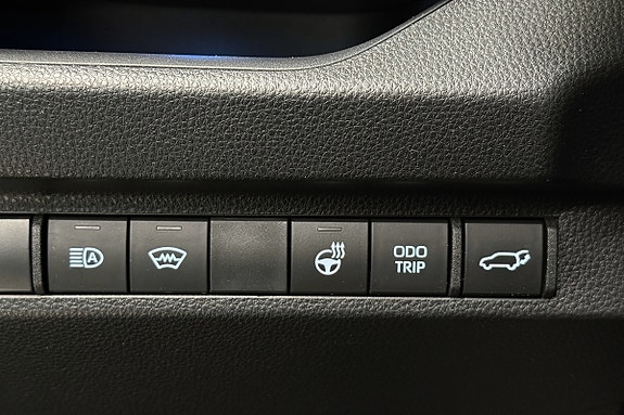 Toyota RAV4 20 of 28