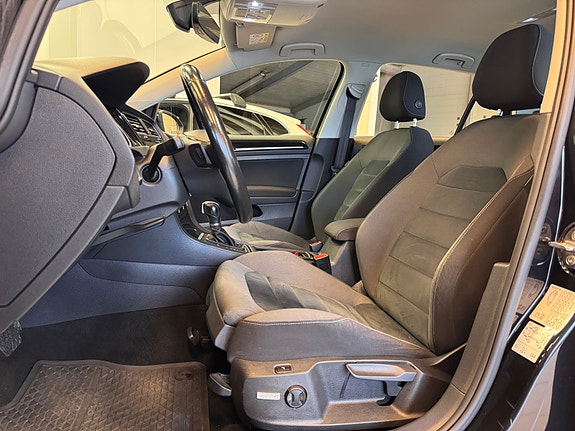 Volkswagen Golf VII 9 of 30