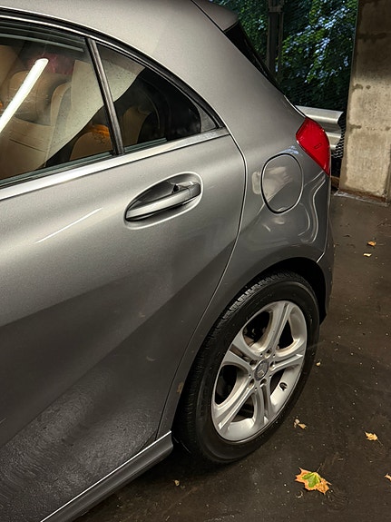 Mercedes-Benz A180 11 of 21