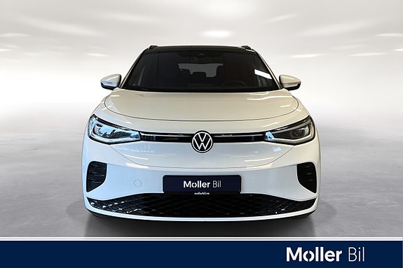 Volkswagen ID.4 GTX 2 of 17