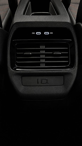 Volkswagen ID.4 GTX 13 of 25