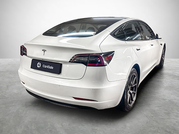 Tesla Model 3 5 of 24