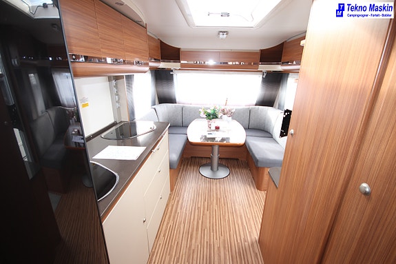 Adria 643 UT 12 of 16