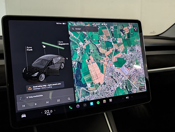Tesla Model 3 15 of 27