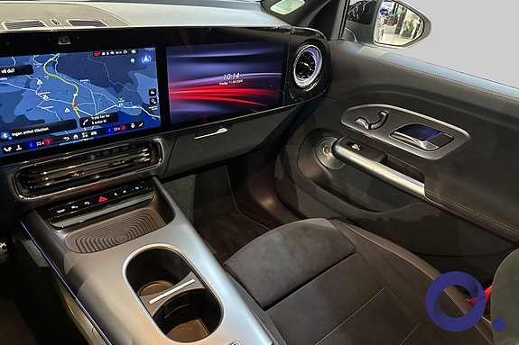 Mercedes-Benz GLB35 19 of 30