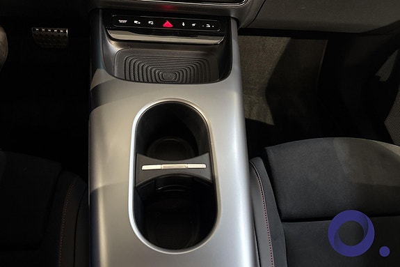 Mercedes-Benz GLB35 22 of 30