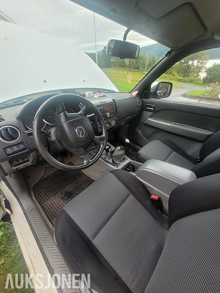 Mazda BT-50 8 of 10