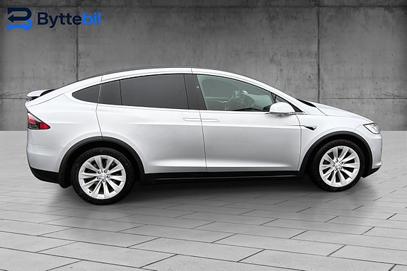Tesla Model X 2 of 14