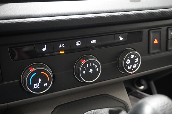 Volkswagen Transporter 14 of 24