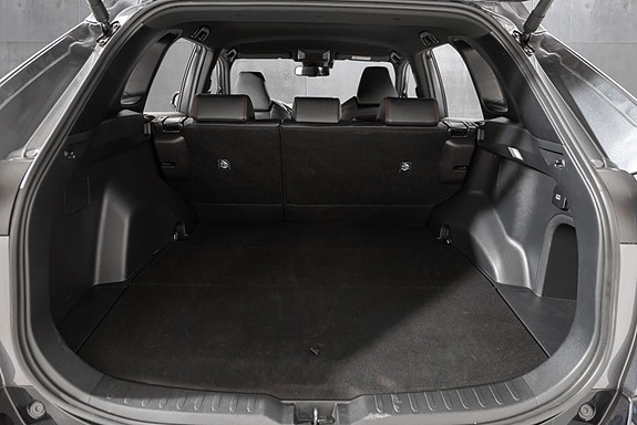 Toyota RAV4 Plug-in Hybrid 19 of 22