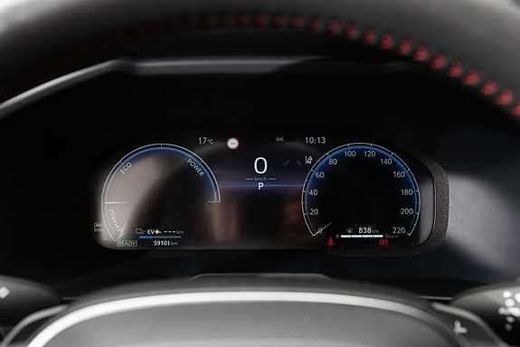Toyota RAV4 Plug-in Hybrid 14 of 22