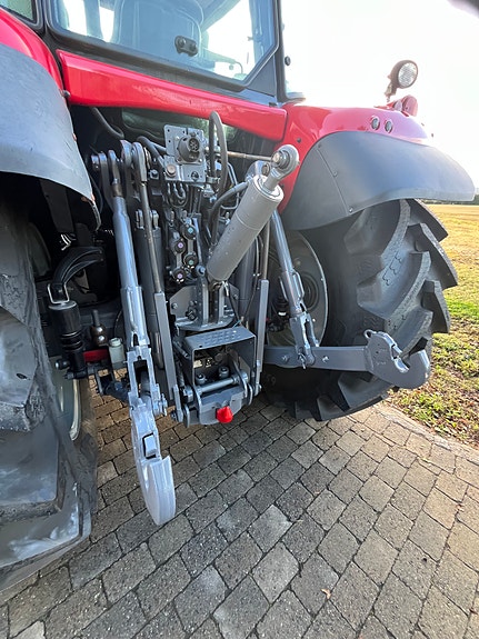 Massey Ferguson 7718-Dyna 6 8 of 16