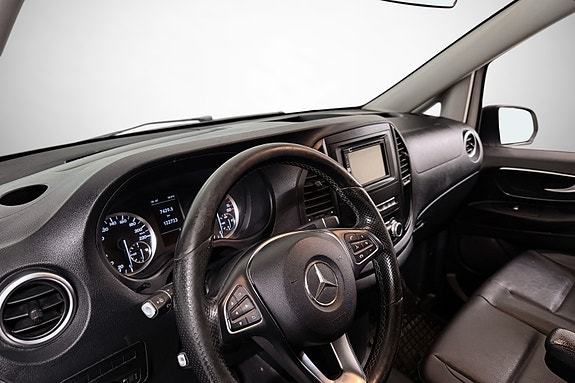 Mercedes-Benz Vito 26 of 30