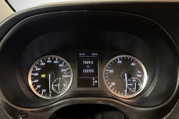 Mercedes-Benz Vito 30 of 30