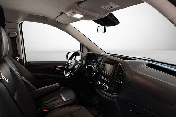 Mercedes-Benz Vito 25 of 30