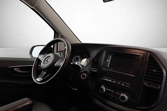 Mercedes-Benz Vito 27 of 30