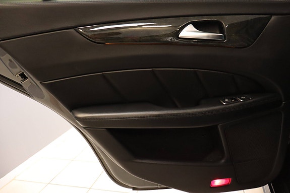 Mercedes-Benz CLS350 d 29 of 30