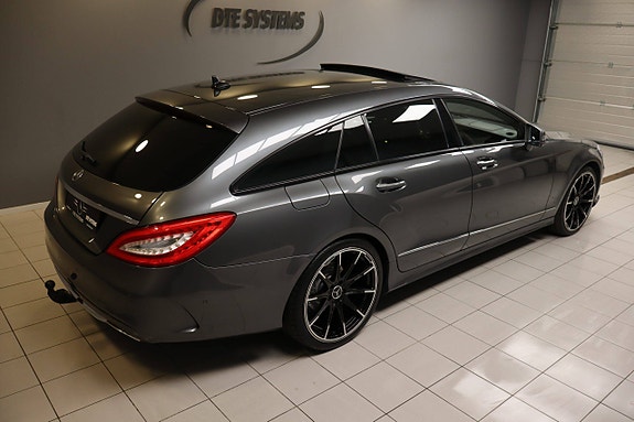 Mercedes-Benz CLS350 d 2 of 30