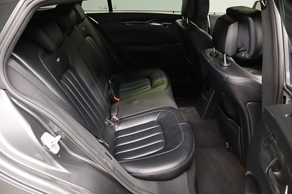 Mercedes-Benz CLS350 d 28 of 30
