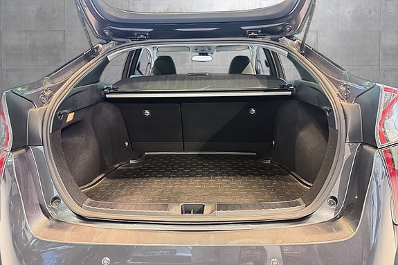 Toyota Prius 18 of 25