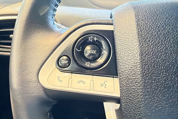 Toyota Prius 20 of 25
