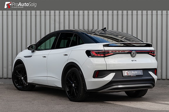 Volkswagen ID.5 GTX 3 of 30