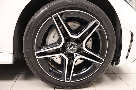 Mercedes-Benz C300 de 21 of 30
