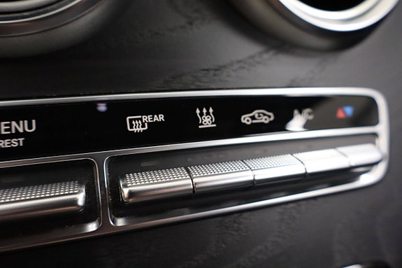 Mercedes-Benz C300 de 14 of 30