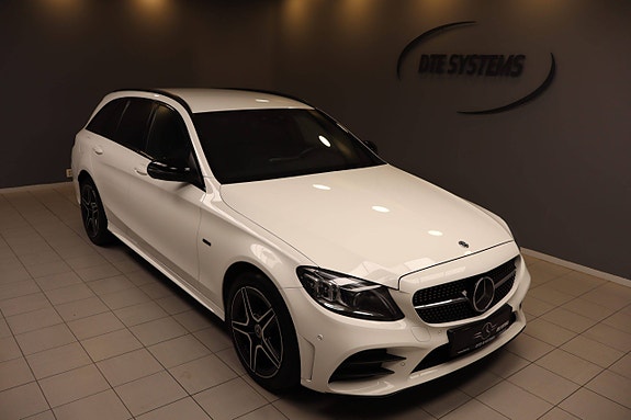 Mercedes-Benz C300 de 6 of 30
