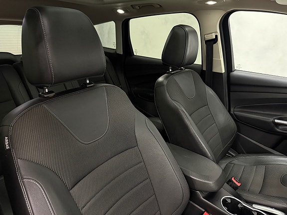 Ford Kuga 29 of 30
