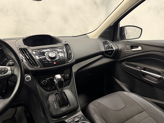 Ford Kuga 17 of 30
