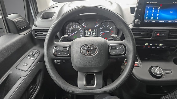 Toyota Proace City 12 of 30