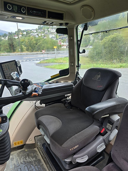 Fendt 718 Vario 19 of 24