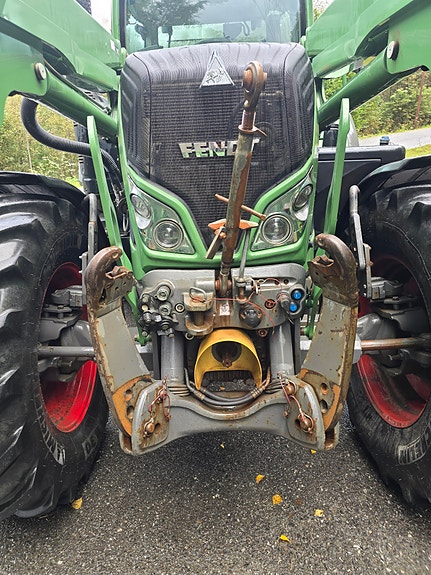 Fendt 718 Vario 15 of 24