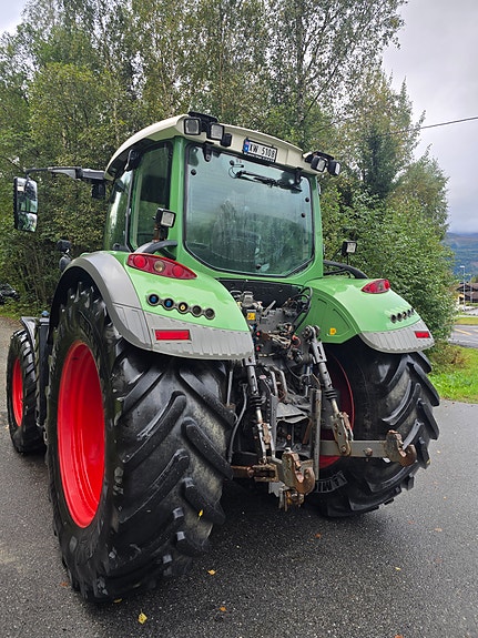 Fendt 718 Vario 10 of 24