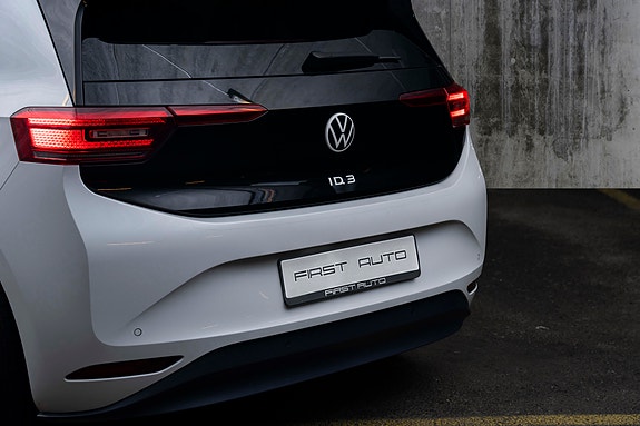 Volkswagen ID.3 6 of 23