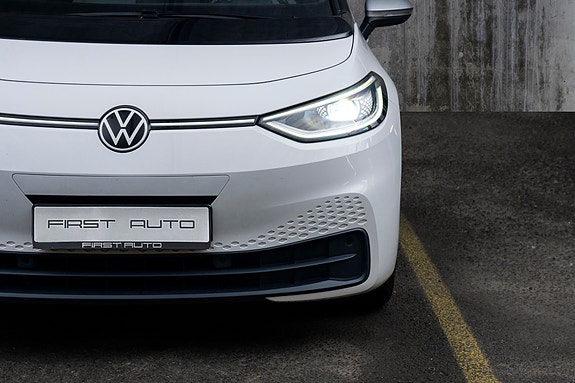 Volkswagen ID.3 4 of 23