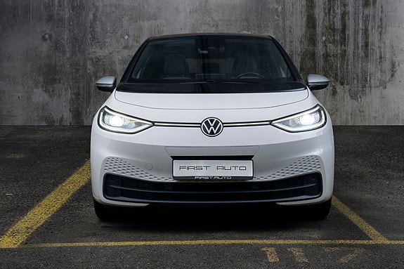 Volkswagen ID.3 3 of 23