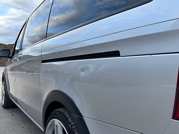 Mercedes-Benz V250 d 16 of 30
