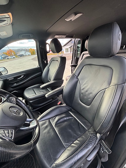 Mercedes-Benz V250 d 20 of 30